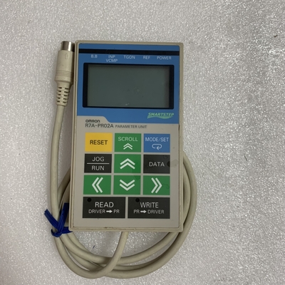 OMRON R7A-PR02Aのスマートなステップ シリーズ サーボ変数単位1Mは新しいケーブルで通信する